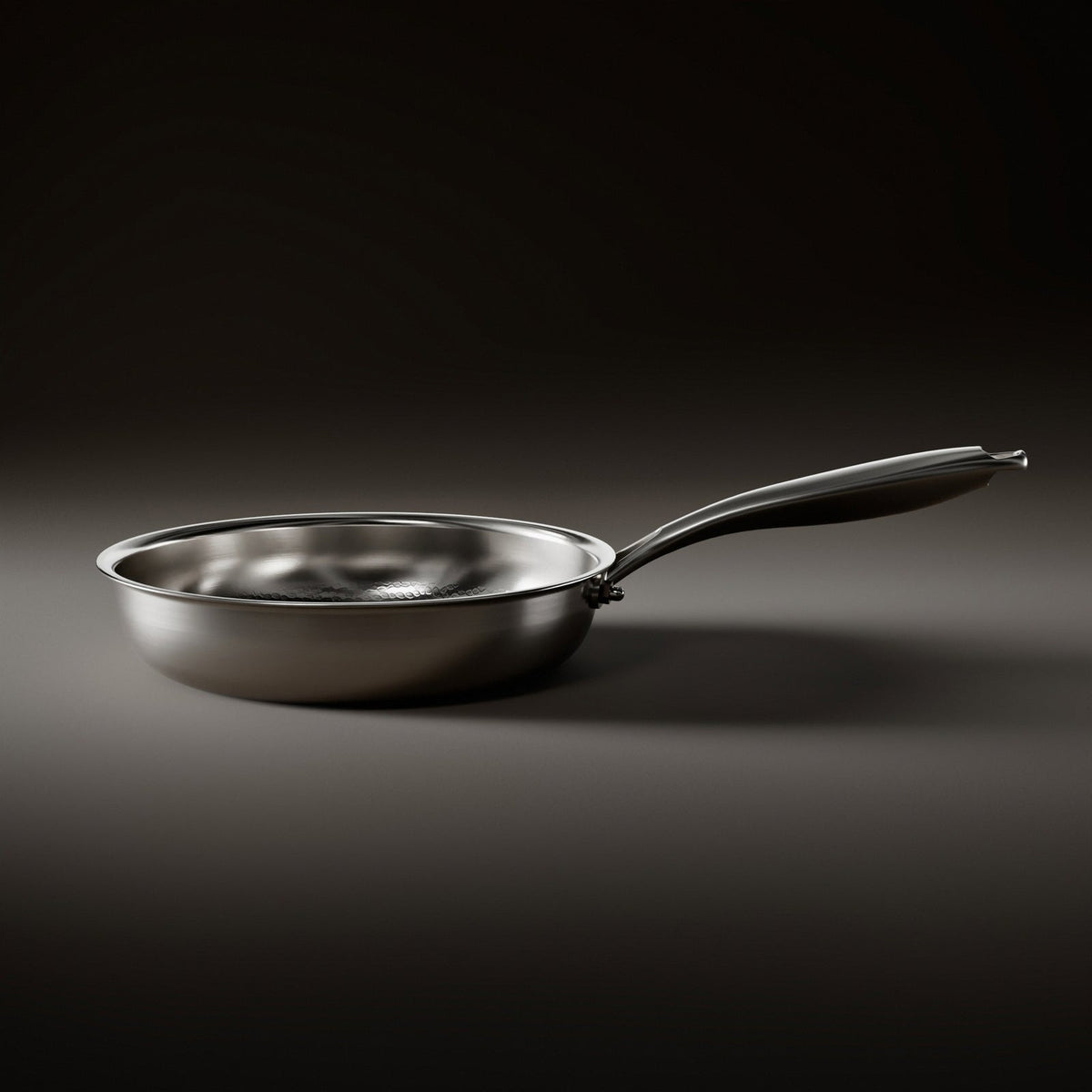 Hand-Hammered Titanium Frying Pan - PFAS-Free